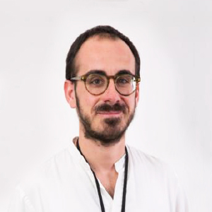 Javier-González-Pastor-Diplomado-en-Enfermería-profesores-ifses-estética